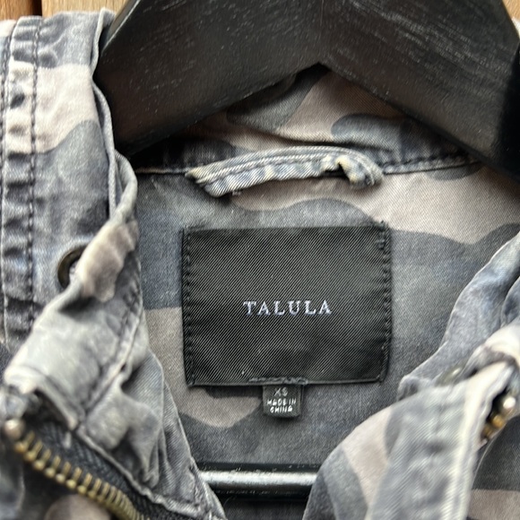 Aritzia Camo Coat Trooper Utility Hooded Drawcord Hoodie - Picture 8 of 8